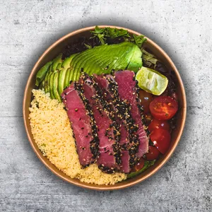 Ensalada de atún sellado