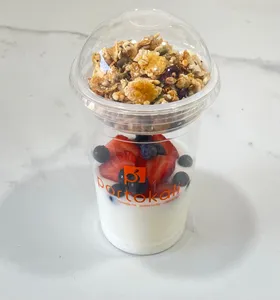 Yogurt con granola