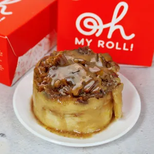 Caramel Pecan Cinnamon Roll