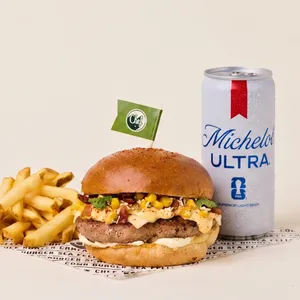 Combo Michelob Esquites