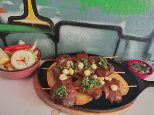 Anticuchos De Corazón De Res