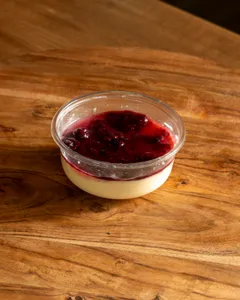 Panna Cotta con Frutti di Bosco