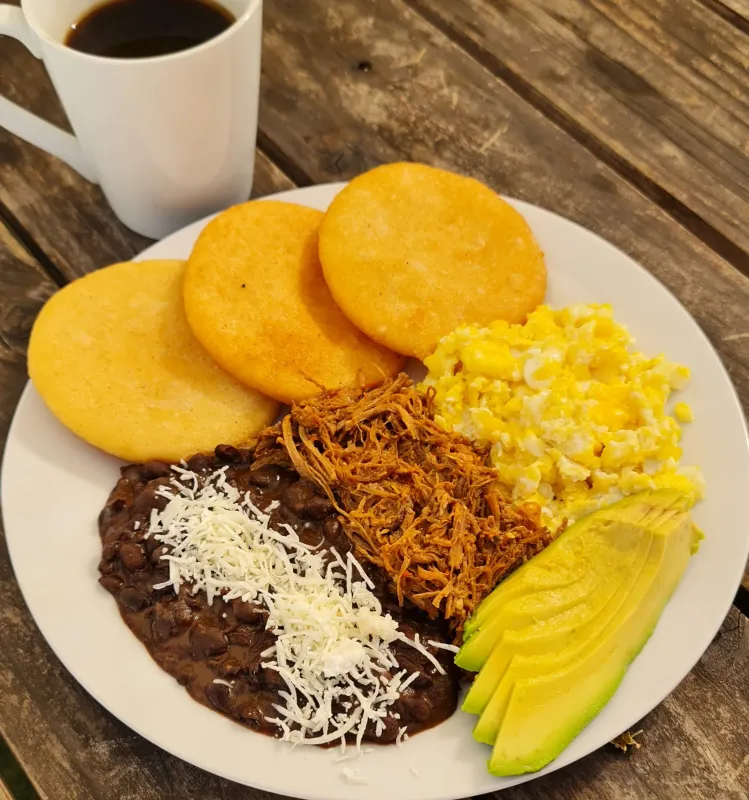 Desayuno criollo