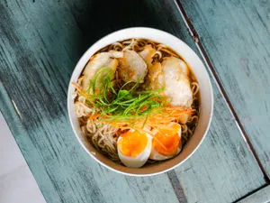 RAMEN MR. SUSHI