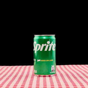 Sprite Lata 220Cc