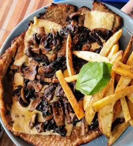 Milanesa Con Papas Rústicas