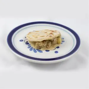 Gordita de carnita en salsa verde