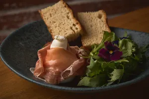Burrata Prosciutto