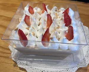 Postre tres leche med (4 a 6 porciones app)