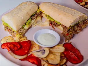 SANDWICH MECHADA PALTA