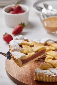 Tarta de fresa con manzana