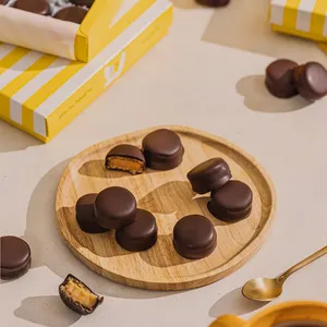 Mini alfajorcitos  de almendra y manjar