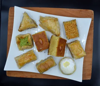 Bandeja dulces surtida