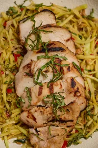 Ensalada de Mango Biche