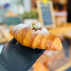 Croissant Pistacho Frambuesa