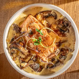 Salmón con Hongos (160gr)