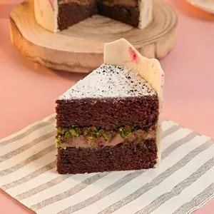 Torta Dubai de Chocolate y Pistacho
