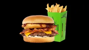 Rodeo Burger + Papas Fritas