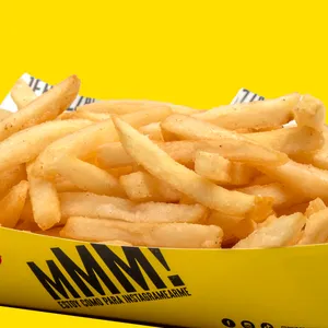 Nuestras exquisitas papas fritas para compartir.