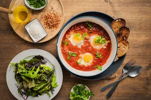 Paila de Huevos estilo Shakshuka