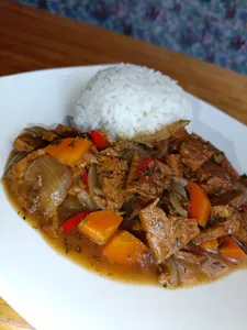 Seitan al jugo con arroz