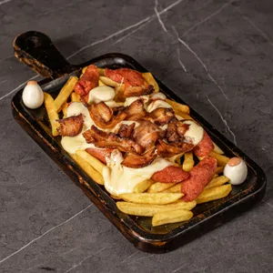 Salchipapa Especial