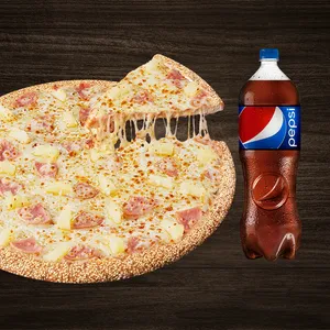 Pizza Grande de especialidad + 1 refresco de 1.5 lts  por  $354.00
