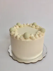 Pastel personalizado con trufas