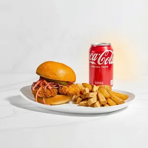 Combo Spicy chicken sanwich
