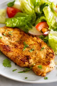 Pollo a la plancha + entrada y postre.