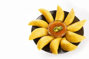 Empanaditas de Carne - Tipo Coctel x 10 Unid.