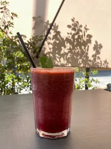 Limonada Menta Frambuesa