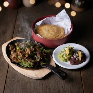FAJITAS DE POLLO