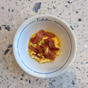 Huevos Rotos y Tocino