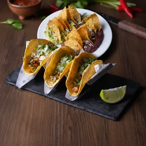 Tacos Clásicos + Totopo Mixto