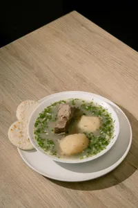 Caldo de costilla