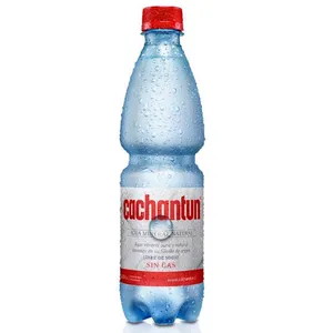 Agua sin gas