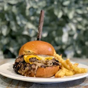Oklahoma Simple + Papas Fritas