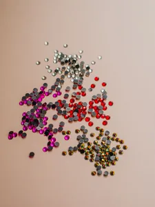 Strass Tornasol - Sachet 50 Grs.