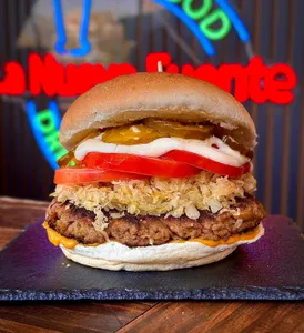 Fricandela Casera Rumana sandwich