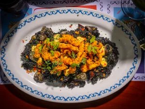Arroz en su tinta