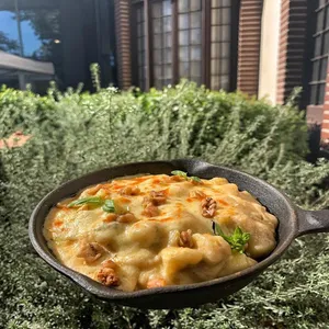 Gnocchi con salsa Alfredo