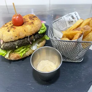 Hamburguesa de lenteja vegana libre de gluten