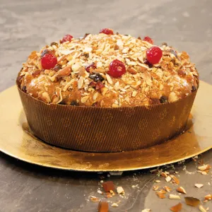 Rosca de reyes con crema pastelera