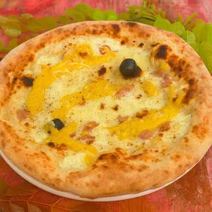 Pizza Carbonara