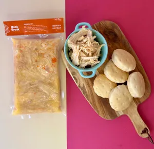 Carne mechada 1/2 kilo pollo