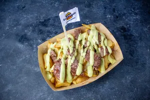 Papas Rústicas con Nuestra Carne de Hamburguesa  🍟🥩