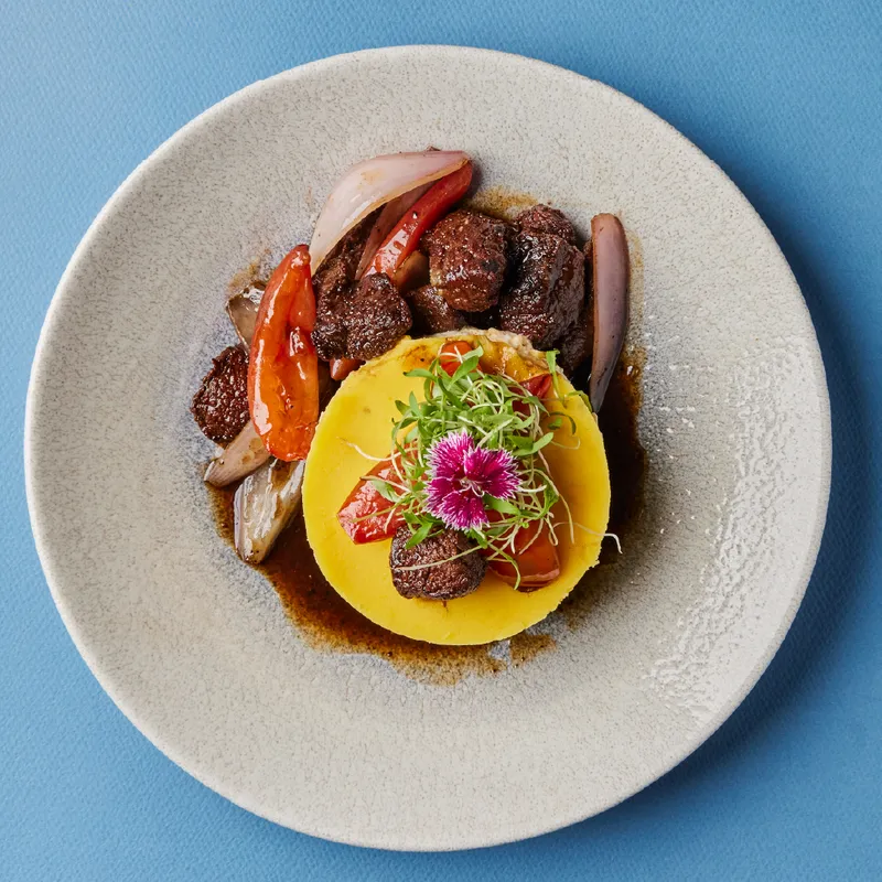 Causa con Saltado