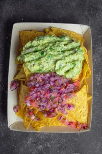 Nachos con Guacamole & Pico e' Gallo