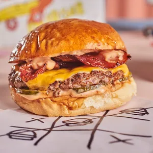 MIN Bacon Cheese Burger